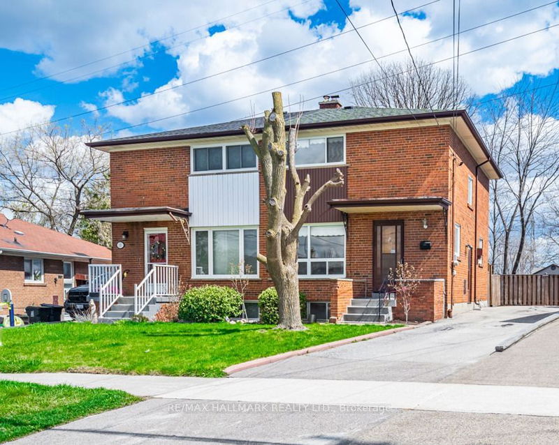 home for sale on 17 Windhill Crescent