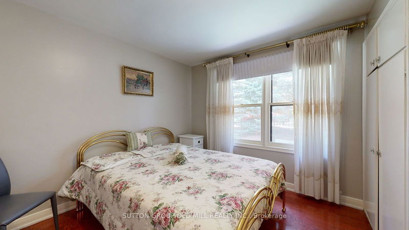 9 Westmount Park Rd  Toronto, M9P 1R4 | Image 22