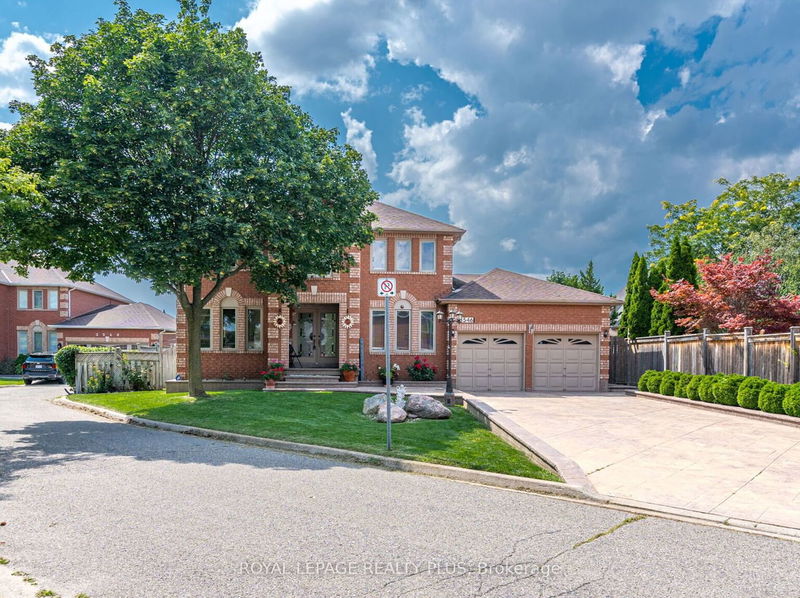 home for sale on 3546 Trelawny Circle