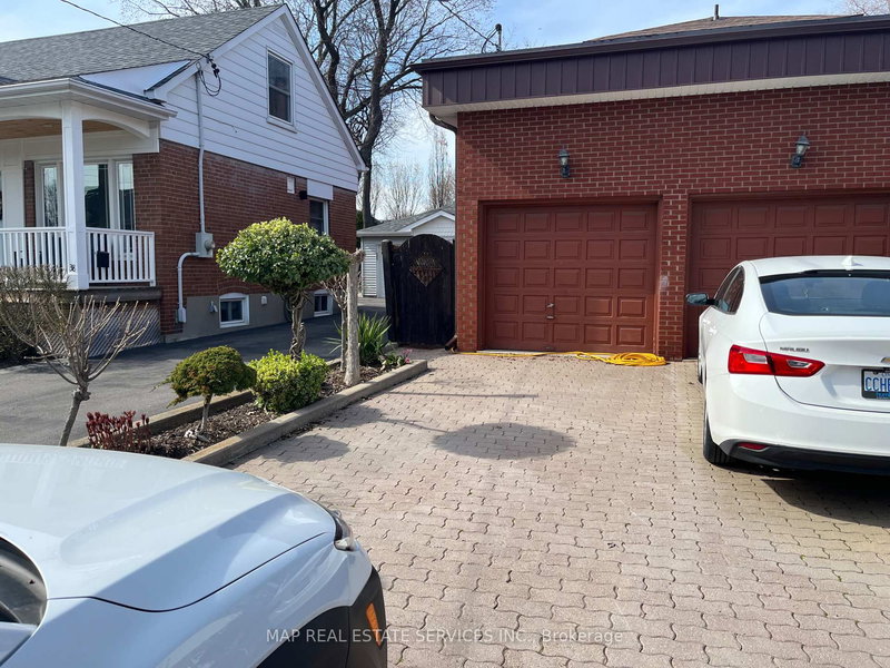 Bsmt. - 36 Ovida Ave, Toronto, M9B 1E1 | Image 2