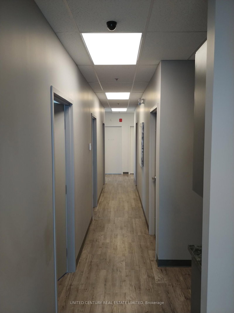 419 - 3075 Hospital Gate, Oakville, L6M 1M1 | Image 2