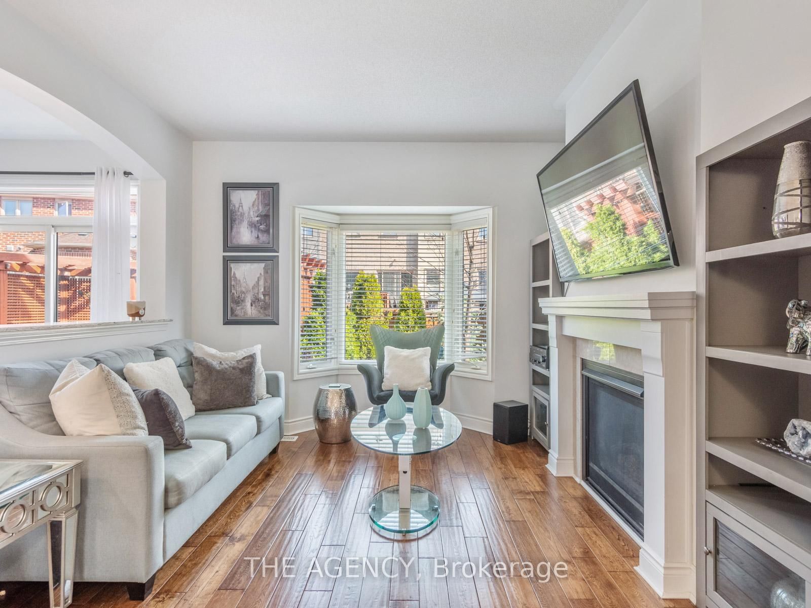 Listing Image 7