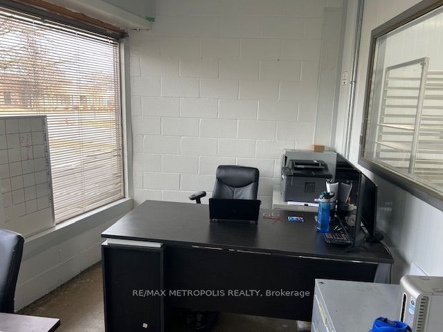 1 - 6905 Millcreek Dr, Mississauga, L5N 6A3 | Image 2