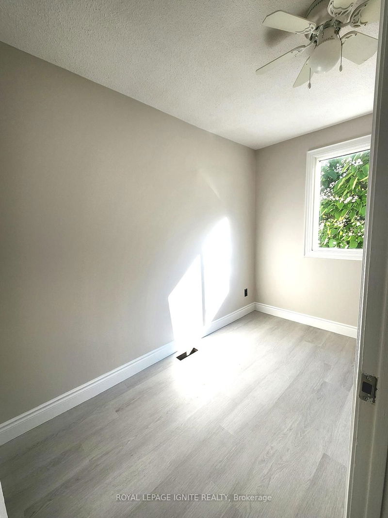  54 - 3525 Brandon Gate Dr  Mississauga, L4T 3M3 | Image 12