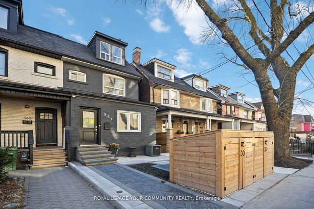 961 Lansdowne Avenue