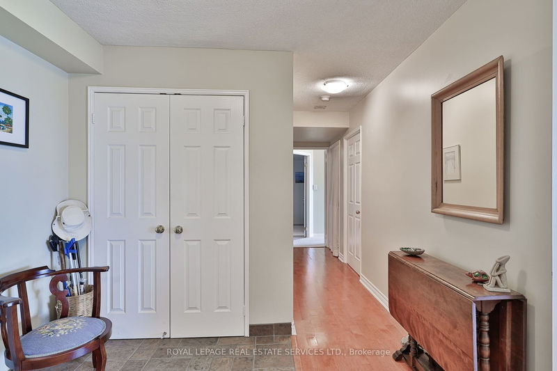home for sale on 2303-2269 Lake Shore Boulevard W