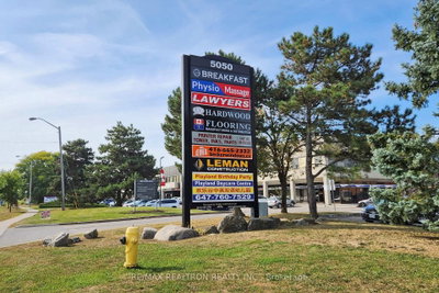 Sale Of Business sold at 104-5050 Dufferin Street, Toronto, Ontario, M3H 5T5 - York University Heights - MLS: W8261958