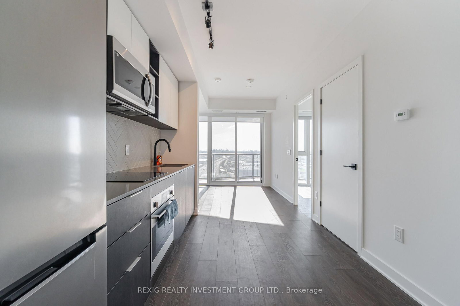 36 Zorra Street, Unit 2111 - Photo 6