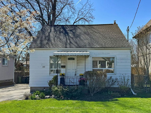 69 Roseland Drive