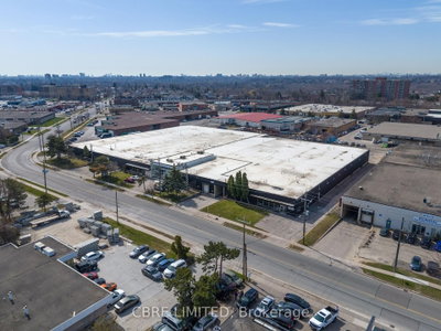 Industrial sold at 36-38 Milvan Drive, Toronto, Ontario, M9L 1Z3 - Humber Summit - MLS: W8267688