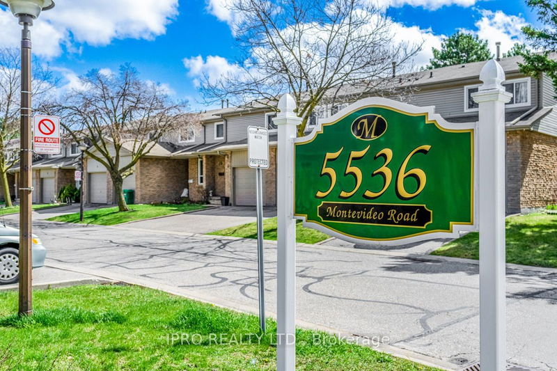 home for sale on 56-5536 Montevideo Road