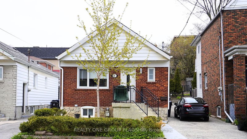 home for lease on 36 Dunraven Drive
