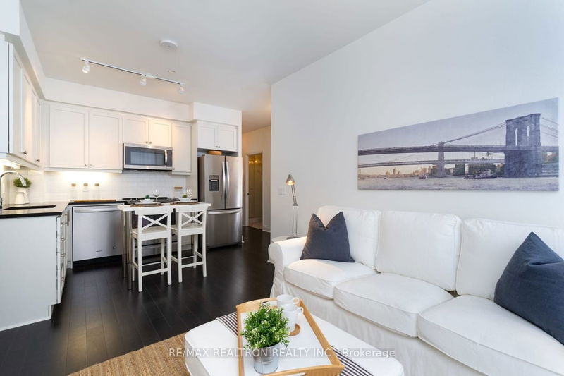 home for lease on 211-17 Zorra Street