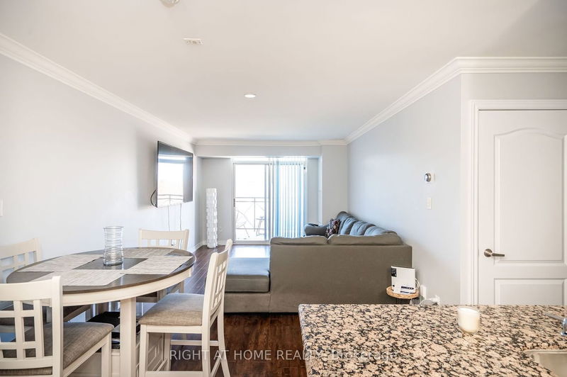  402 - 2772 Keele St  Toronto, M3M 0A3 | Image 11