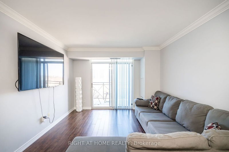  402 - 2772 Keele St  Toronto, M3M 0A3 | Image 14