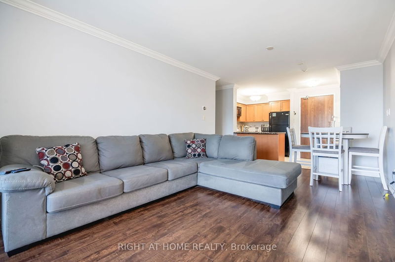  402 - 2772 Keele St  Toronto, M3M 0A3 | Image 15