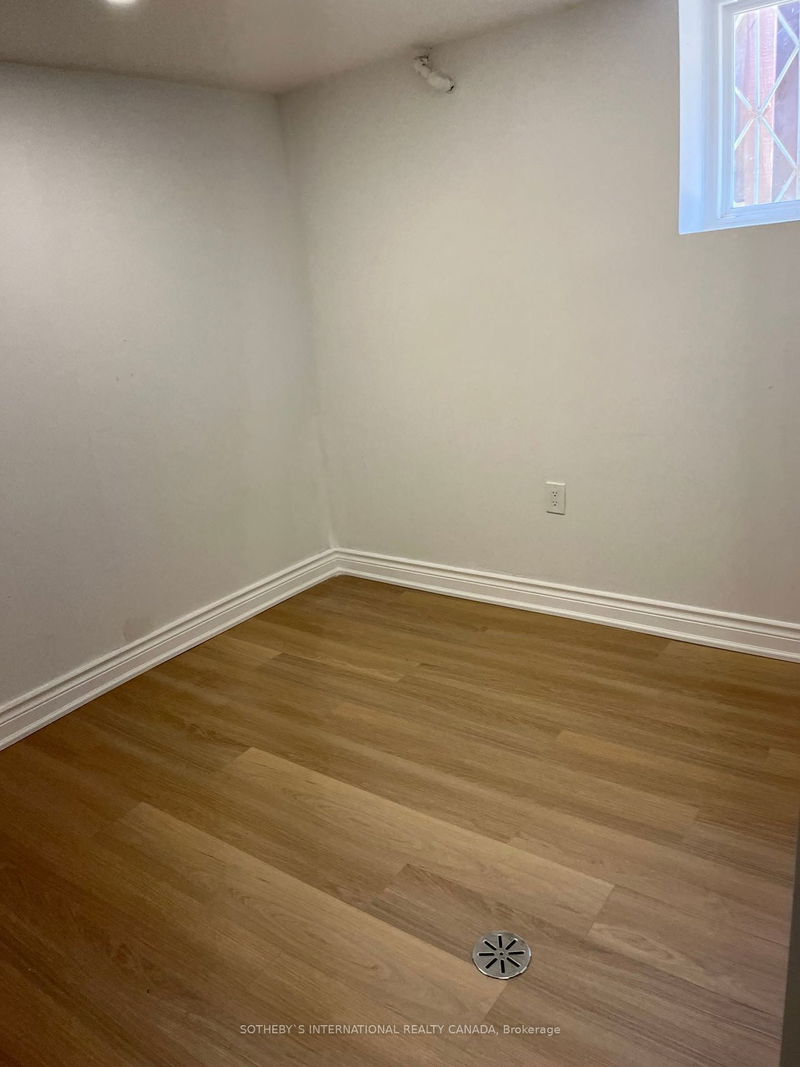 home for lease on Lower-158 Hallam Street
