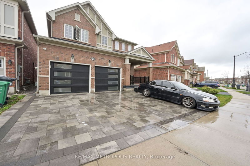 home for lease on Bsmt-16 Giltspur Road