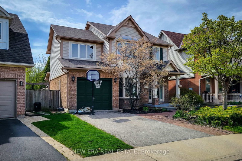 5147 Ravine Cres, Burlington, L7L 6N3 | Image 3