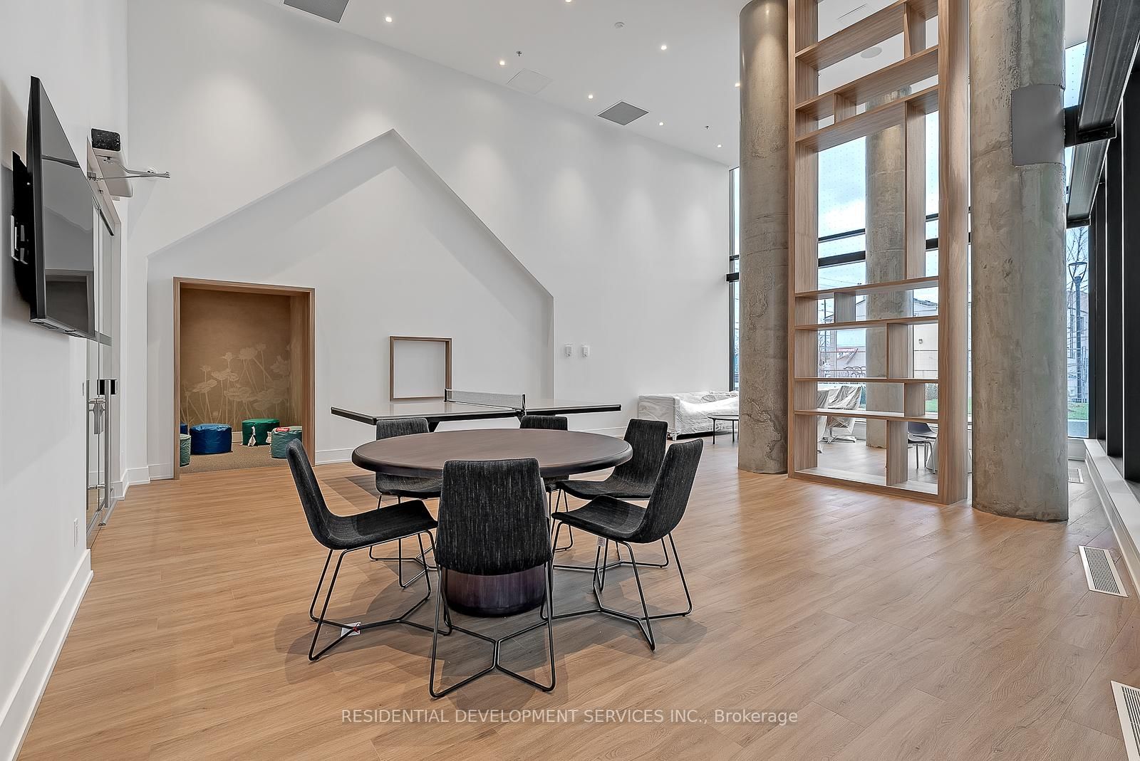 3100 Keele Street, Unit 904 - Photo 14