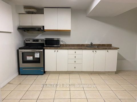 222 Lech Walesa Dr Drive
