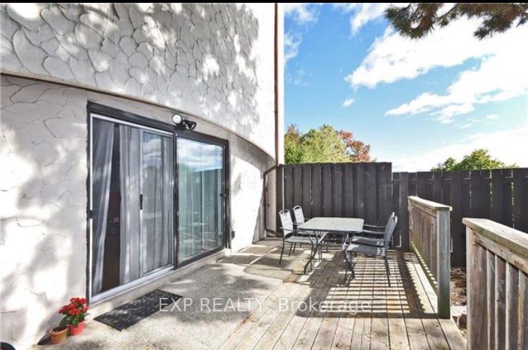 home for lease on 112-1050 Falgarwood Drive