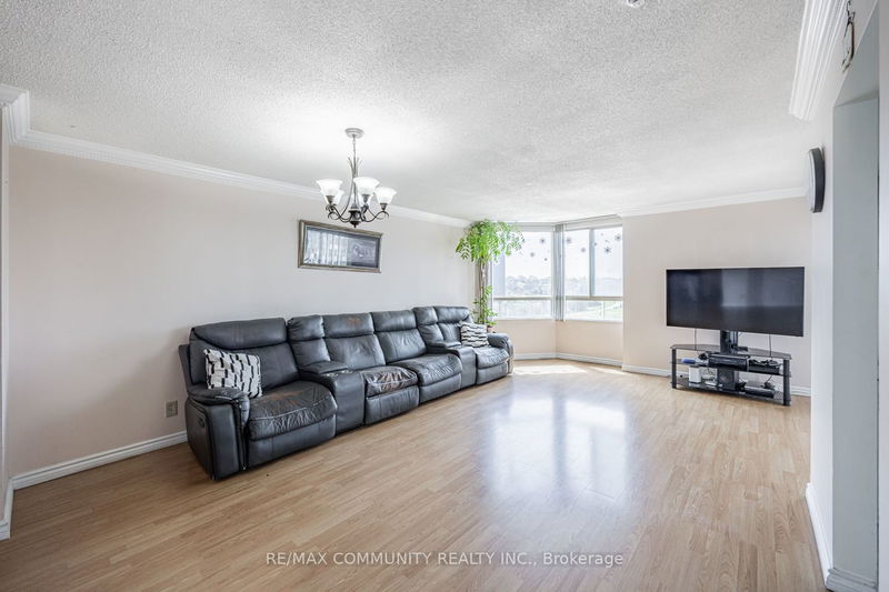  301 - 41 Markbrook Lane  Toronto, M9V 5E6 | Image 4