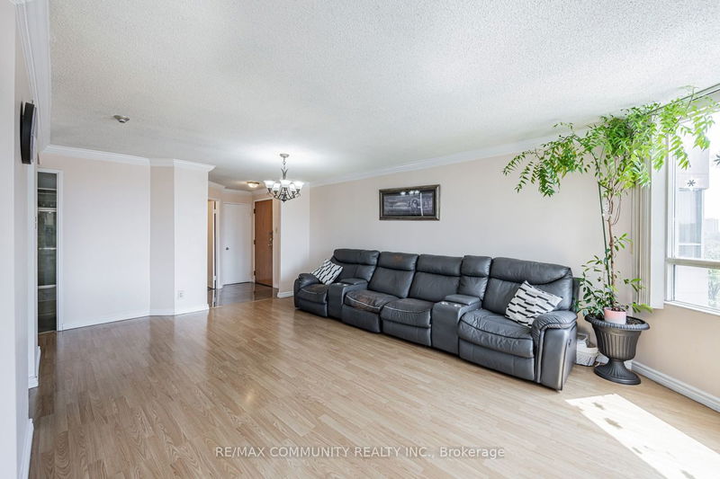  301 - 41 Markbrook Lane  Toronto, M9V 5E6 | Image 6