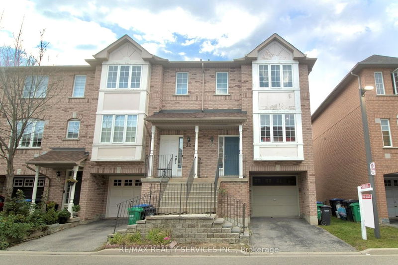 home for lease on 30-80 Acorn Place