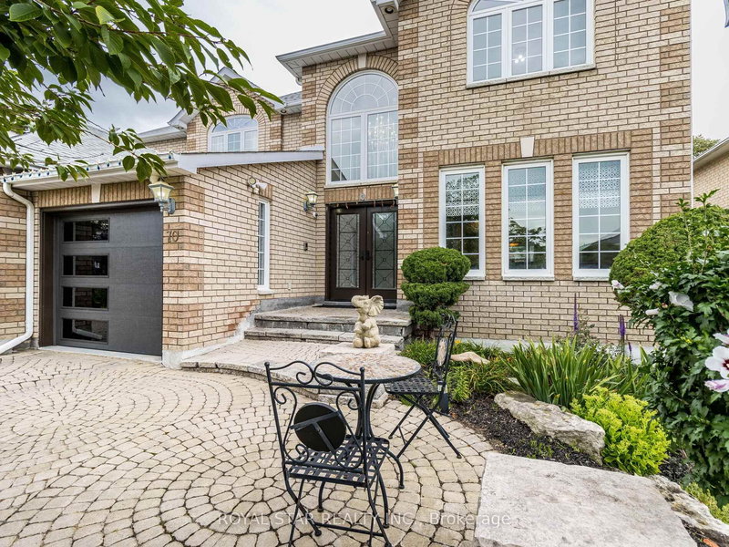 70 Colonel Bertram Rd, Brampton, L6Z 4T6 | Image 2