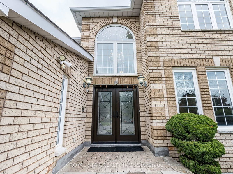 70 Colonel Bertram Rd, Brampton, L6Z 4T6 | Image 3