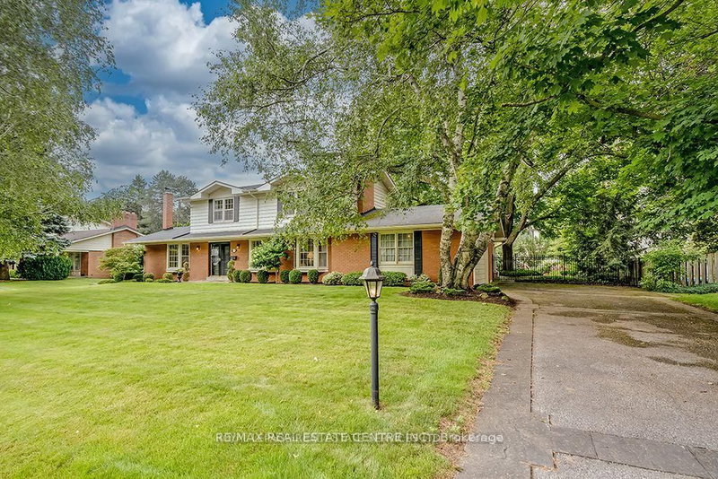 174 Claxton Dr, Oakville, L6J 4N9 | Image 2