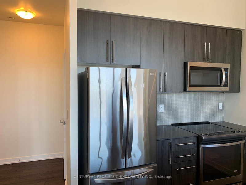 601 - 510 Curran Pl, Mississauga, L5B 0J8 | Image 2