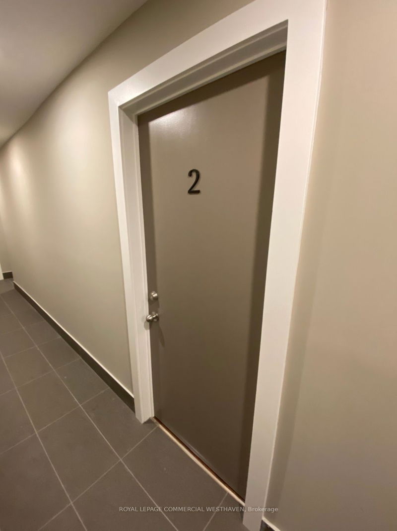 home for lease on 2-2518 Eglinton Avenue W