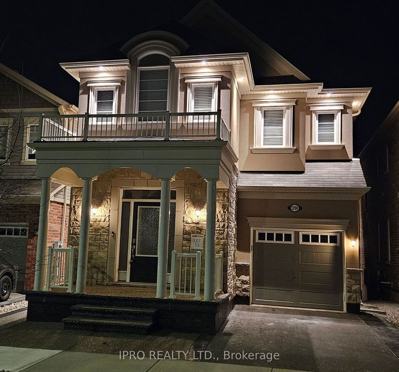 home for lease on Upper-1290 Duignan Crescent