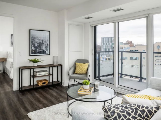 409 - 20 Samuel Wood Way