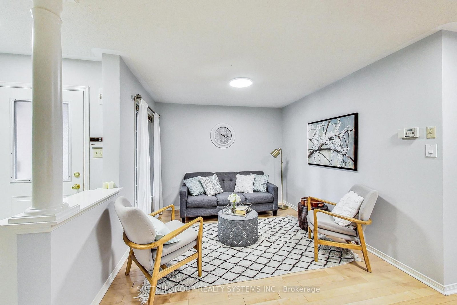 Listing Image 7
