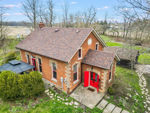 4366 Beech Grove Side Road