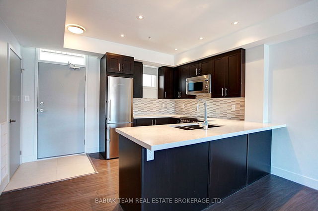 202 - 332 High Park Avenue