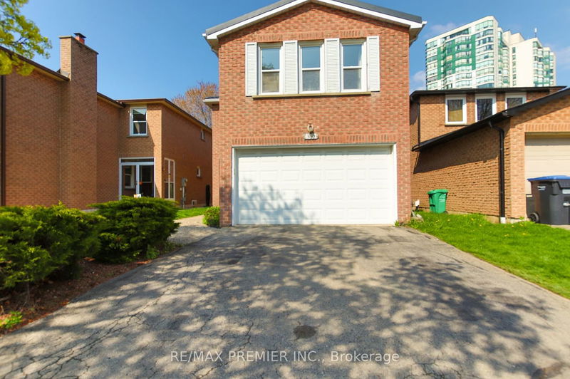 home for lease on 4352 Jenkins Crescent