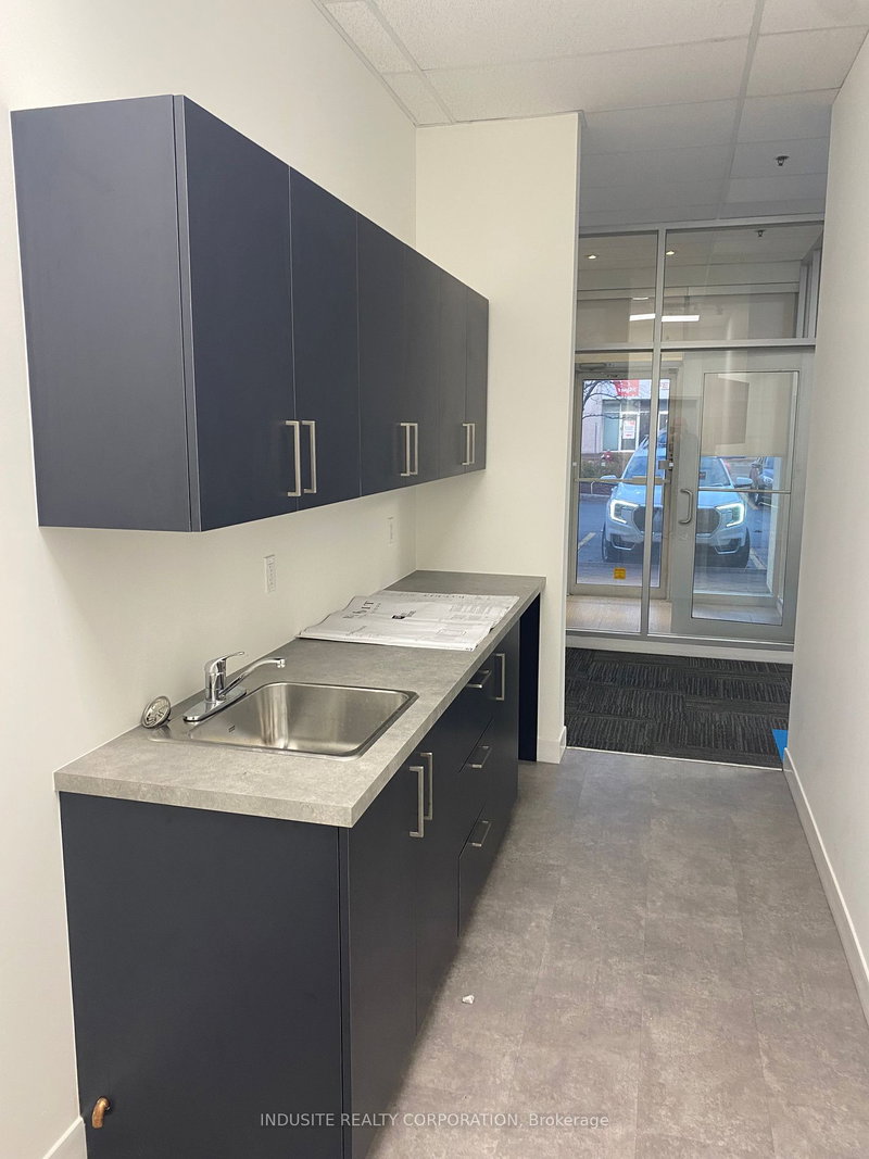 5-6 - 2830 Argentia Rd, Mississauga, L5N 8G4 | Image 3