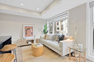 Unit 8 — 142 William Duncan Rd, Toronto - Downsview-Roding-CFB image-0-2