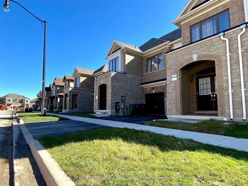 home for lease on 45 Adventura Road
