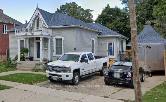 4 Denison Ave, Brampton, L6X 1E6 | Image 2