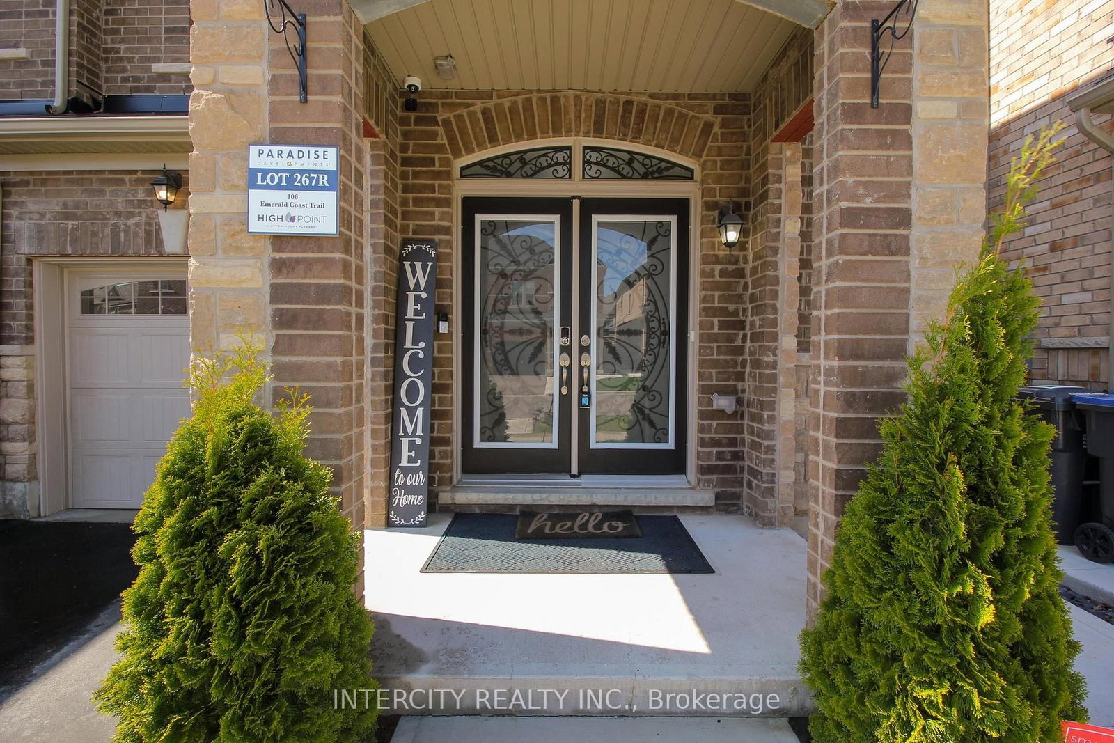 Listing Image 4