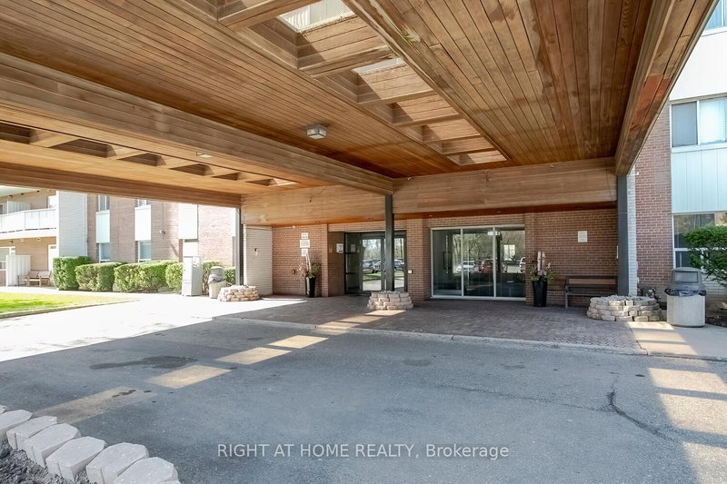 502 - 1660 Bloor St, Mississauga, L4X 1R9 | Image 3