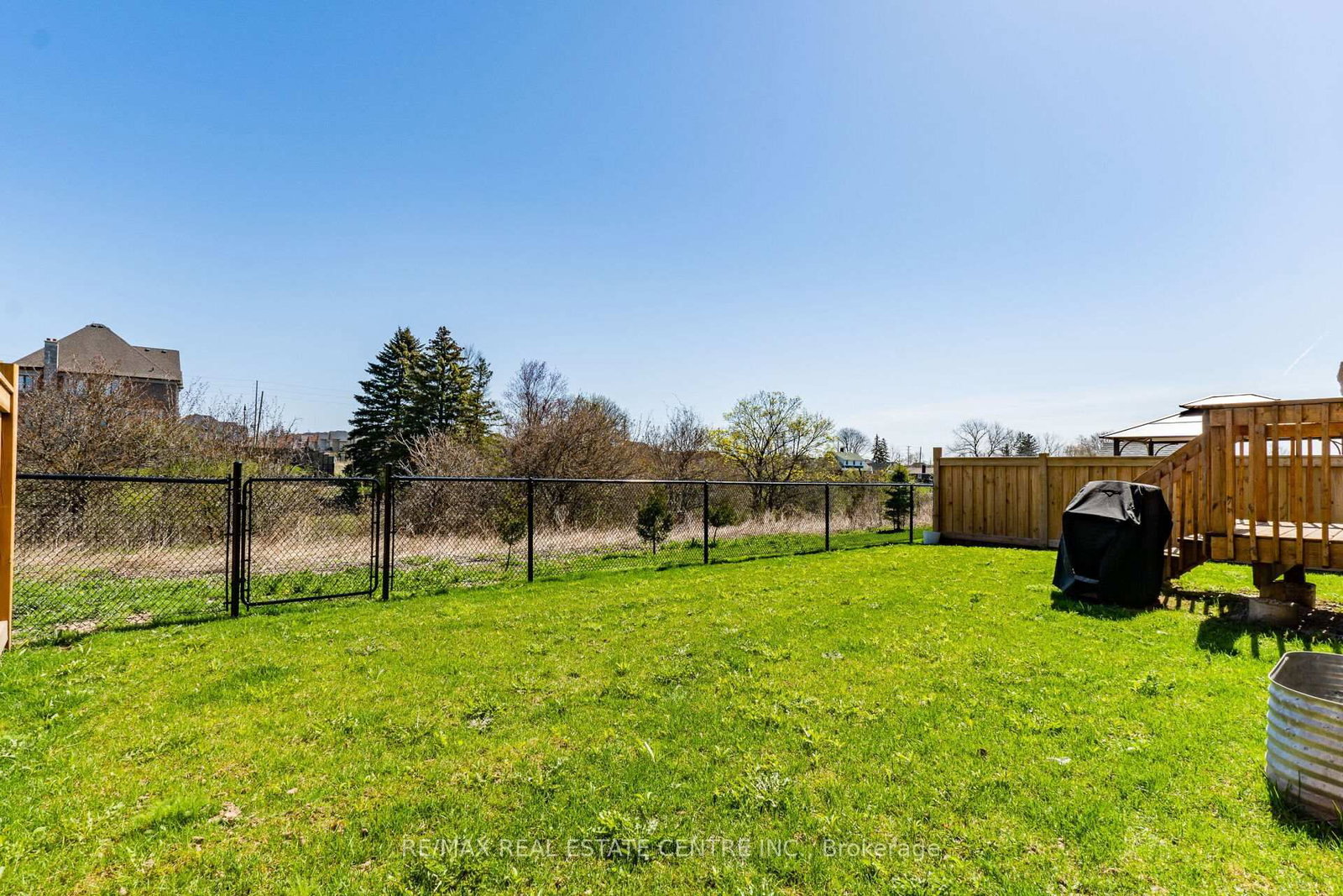 Listing Image 37