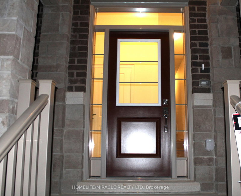 94 BERMONDSEY Way, Brampton, L6Y 6K9 | Image 2