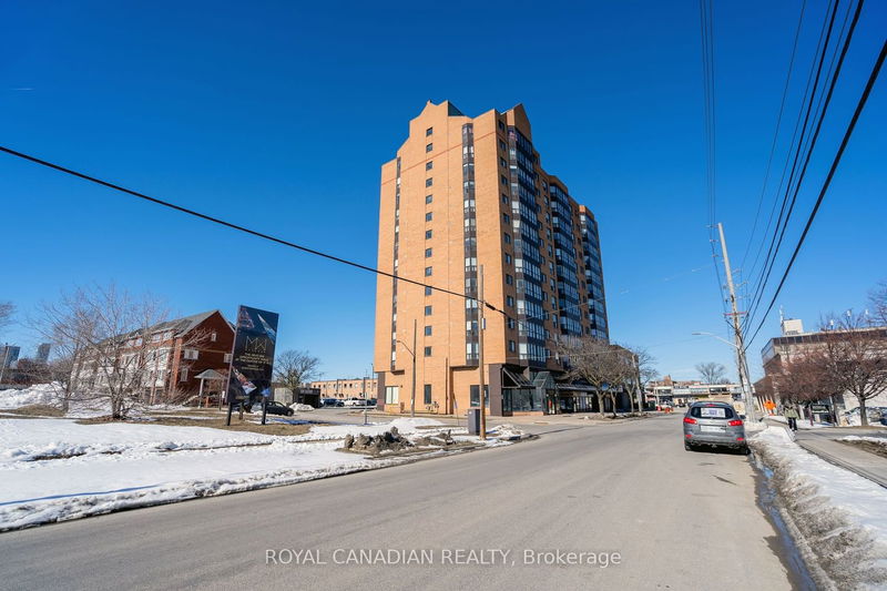  #1102 - 25 Agnes St  Mississauga, L5B 3X7 | Image 1