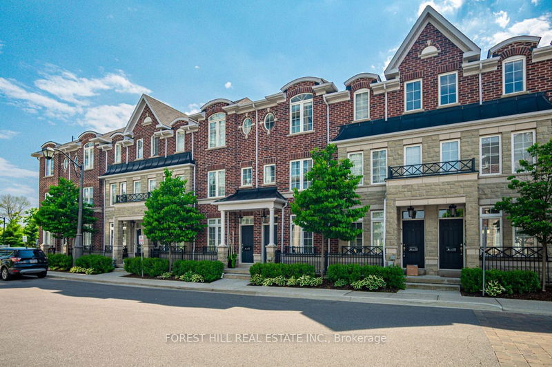 home for lease on 100-117A The Queensway